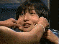 Ryoko_Hirosue_(s).gif (35997 bytes)
