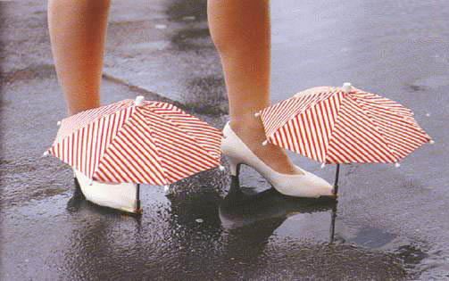 umbrella.jpg (42406 bytes)